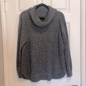 Tahari tunic length cowl/turtle neck sweater grey size XL I7